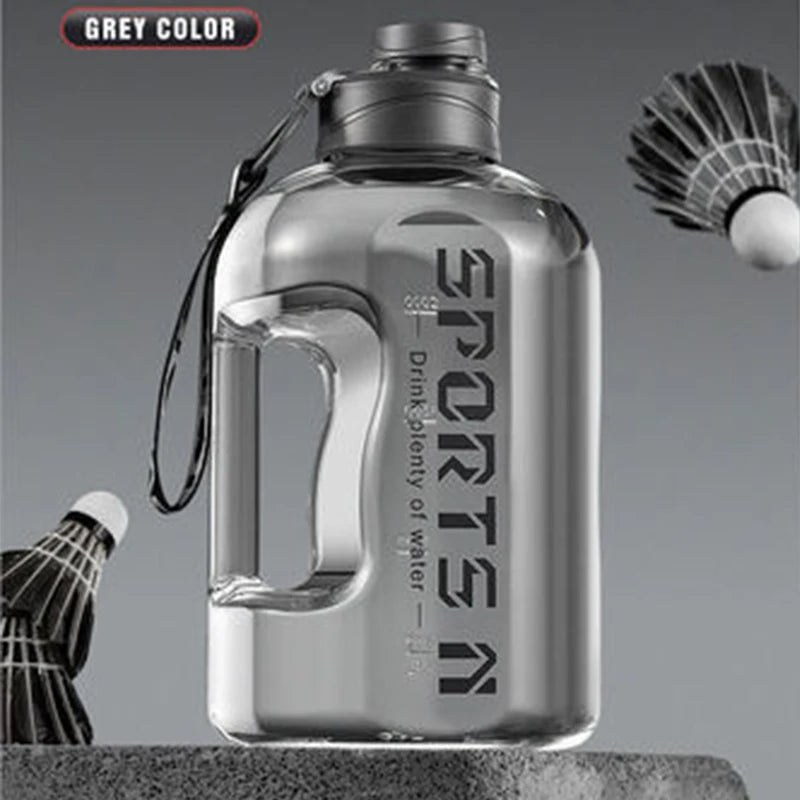 Large Gym & Cycling Cup (1700–2700 ml) – Ergonomic & Leak-Proof