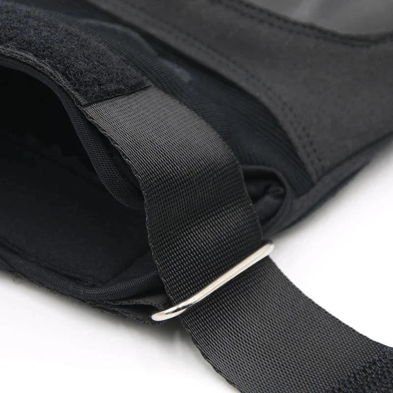 Camo-style half-finger gloves for weightlifting and cycling