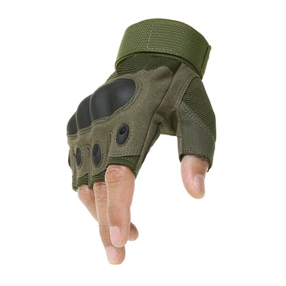 Camo-style half-finger gloves for weightlifting and cycling