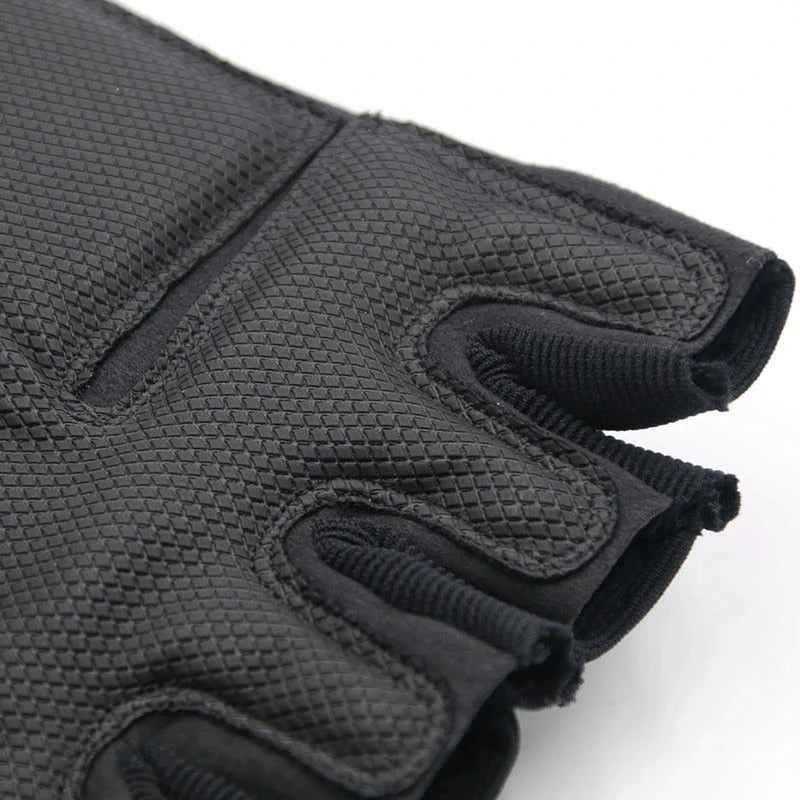 Tactical half-finger gym gloves – outdoor training hand protection